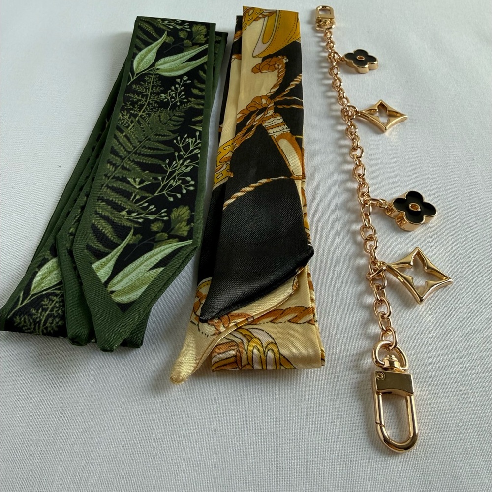 Bag accessories unbranded 2 scarfs and 1 chain set - Picture 1 of 6